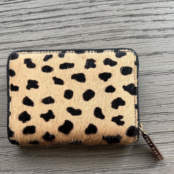 Tory Burch Tan and Black Spotted Wallet - Picture 2 of 3